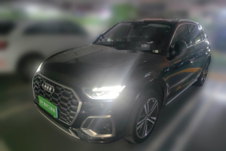 奥迪Q5L 2022款 40T 豪华动感型