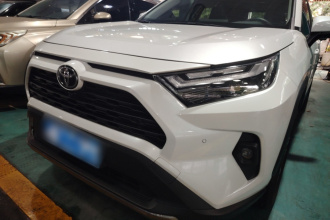 丰田 RAV4荣放 2023款 2.0L CVT两驱风尚Plus版