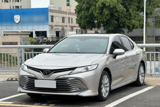 丰田 凯美瑞 2019款 改款 2.0G 豪华版