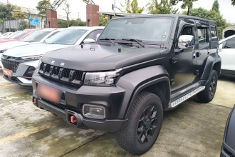 北京越野BJ40 2023款 2.0D 自动四驱刀锋英雄版侠客型