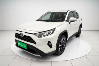 丰田 RAV4荣放 2020款 2.0L CVT两驱尊贵版