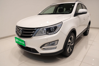 宝骏560 2016款 1.8L 手动豪华型