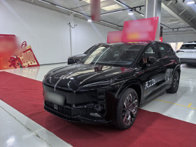 红旗天工08 2025款 680 Ultra四驱版