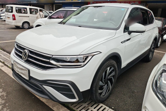 大众 途观L 2023款 330TSI 自动两驱舒享版