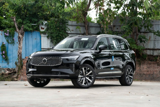 沃尔沃XC90 2026款 B6 四驱智雅豪华版 6座