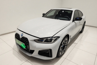 宝马4系 2024款 430i Gran Coupe M运动曜夜套装