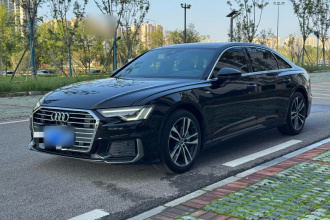 奥迪A6L 2019款 45 TFSI 臻选动感型
