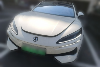 腾势Z9GT 2024款 1100四驱Ultra版