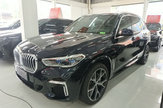 宝马X5 2022款 改款 xDrive 40Li M运动套装