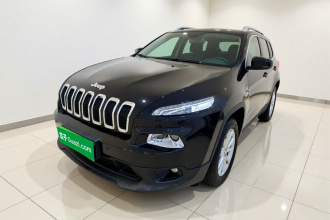 Jeep 自由光 2016款 2.0L 优越版