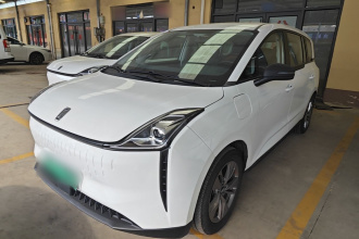 奔腾NAT 2024款 PRO 嘉享版 425km