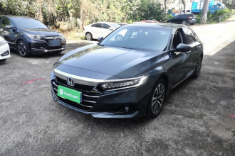 本田 雅阁 2022款 锐·混动 2.0L 锐领版