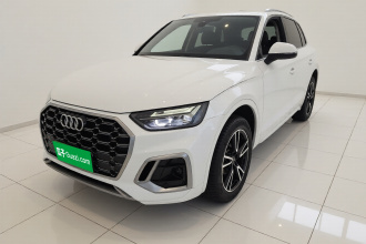 奥迪Q5L 2024款 40 TFSI 时尚动感型
