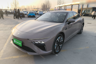 哪吒汽车 哪吒S 2022款 纯电 715km 后驱中版