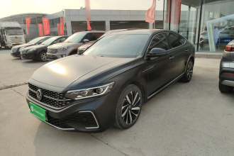 大众 帕萨特 2022款 330TSI 星空豪华版