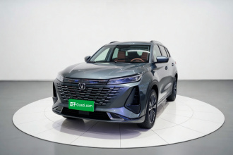 长安CS75 PLUS 2023款 第三代 1.5T 自动尊贵型