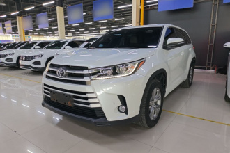 丰田 汉兰达 2021款 2.0T 四驱精英版 7座