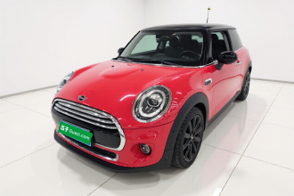 MINI 2019款 1.5T COOPER 艺术家