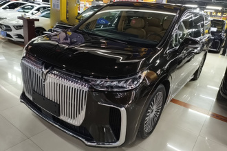 岚图汽车 岚图梦想家 2025款 PHEV 四驱旗舰鲲鹏版