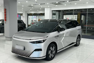 小鹏X9 2024款 702超长续航Pro