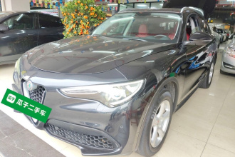 阿尔法·罗密欧 Stelvio斯坦维 2017款 2.0T 200HP 精英版