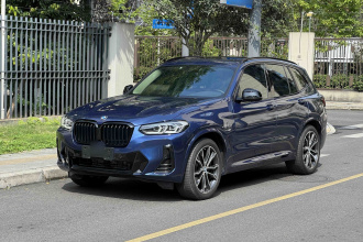 宝马X3 2022款 xDrive30i 领先型 M曜夜套装