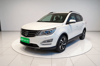 宝骏560 2016款 1.5T 手动豪华型