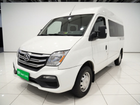 上汽大通MAXUS 新途V80 2023款 2.0T 手动经典傲运通长轴中顶6/7/8/9座