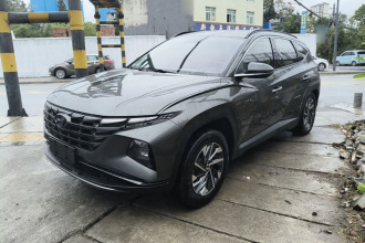 现代 2023款 途胜L 1.5T 自动两驱GLX精英版