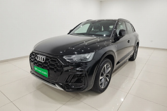 奥迪Q5L 2025款 40 TFSI 豪华动感型
