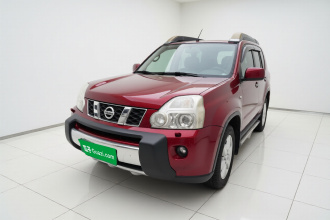 日产 奇骏 2010款 2.5L CVT至尊版 4WD