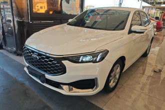 福特 福睿斯 2021款 1.5L 自动铂金版
