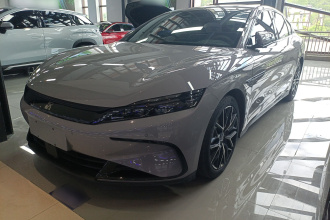 比亚迪 汉 2025款 DM-i 智驾版 125KM尊贵型