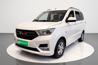 五菱汽车 五菱宏光 2021款 1.5L改款 S标准型 电动助力LAR