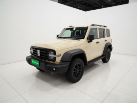 坦克300 2025款 2.0T 汽油挑战者