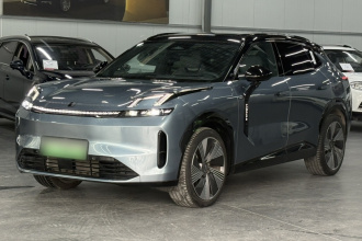 领克08 EM-P 2025款 220km 四驱性能Halo