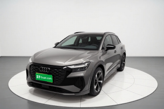 奥迪Q4 e-tron 2024款 50 e-tron quattro 创境曜夜版