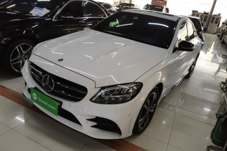 奔驰C级 2020款 C 260 运动版