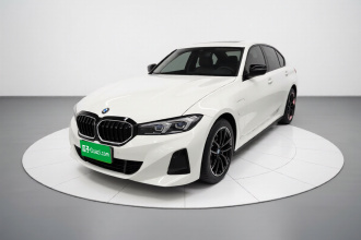 宝马i3 2024款 eDrive 40 L 曜夜套装
