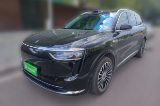 鸿蒙智行 问界M8 2025款 增程 Ultra版 53.4kWh 5座版 (192线激光雷达）