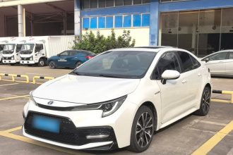 丰田 雷凌 2021款 双擎 1.8H E-CVT运动版