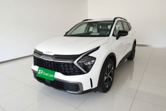 起亚 狮铂拓界 2025款 1.5T 两驱尊贵版