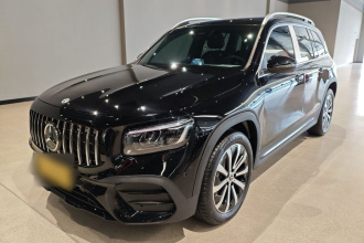 奔驰GLB 2024款 改款 GLB 220 时尚型