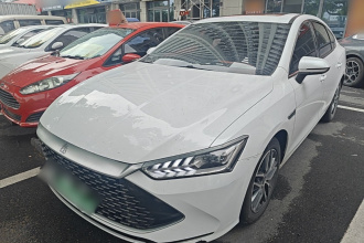 比亚迪 秦PLUS 2021款 DM-i 55KM 旗舰型