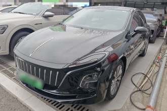 红旗E-QM5 2022款 431km 充电乐享版