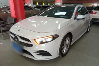 奔驰A级 2021款 A 200 L 运动轿车时尚型