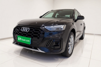 奥迪Q5L 2022款 改款 45T 豪华动感型