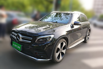 奔驰GLC 2018款 GLC 300 4MATIC 动感型