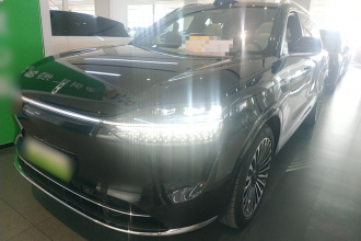 鸿蒙智行 问界M9 2025款 增程 Ultra版 52kWh 5座版（192线激光雷达）