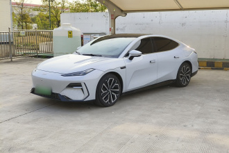 吉利银河 银河E8 2024款 665km 后驱星舰 远航版